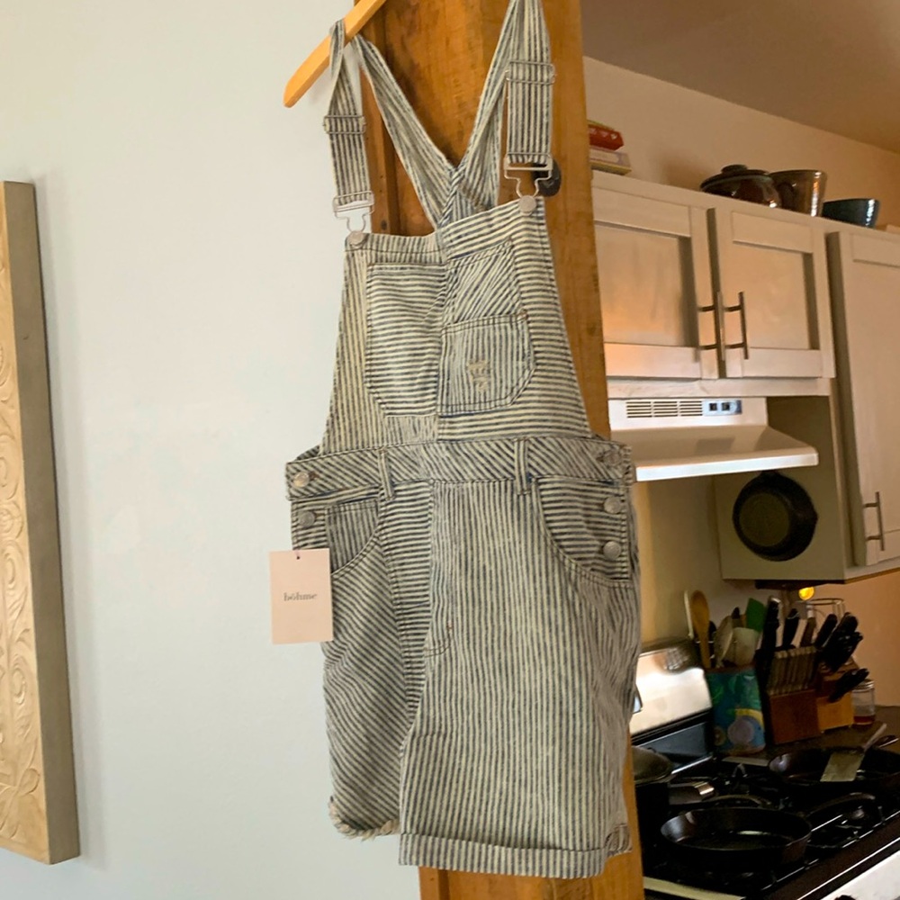 Bohme NWT adorable overall shorts